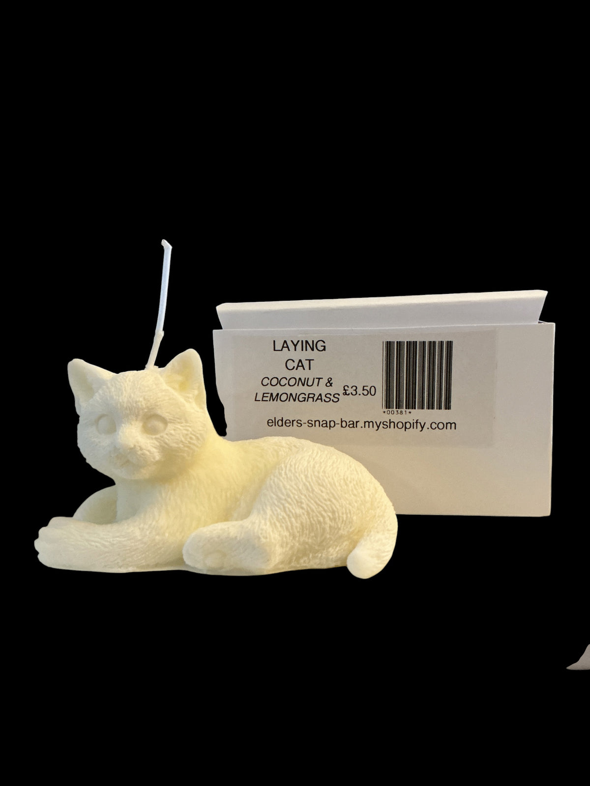 Laying Cat - Coconut & Lemongrass